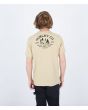 Hombre con camiseta de manga corta Hurley Everyday Explore Campin beige