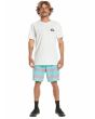 Hombre con camiseta de manga corta Quiksilver Mini Blanca corte clásico