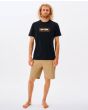 Hombre con camiseta orgánica de manga corta Rip Curl Big Mumma Icon negra frontal