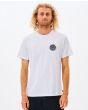 Hombre con camiseta orgánica de manga corta Rip Curl Wetsuit Icon blanca
