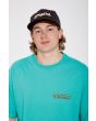 Hombre con camiseta de manga corta Volcom Alstone Temple Teal pecho