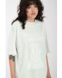 Mujer con Camiseta Oversize de manga corta Volcom Voltrip Chlorine estampado