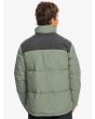 Hombre con Chaqueta acolchada técnica Quiksilver Wild Mountain Verde posterior