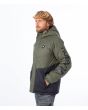 Hombre con Chaqueta bomber acolchada Hurley Portage Puffer verde lateral