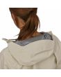 Mujer con Chubasquero plegable Patagonia W's Torrentshell 3L Rain Jacket Blanco capucha posterior