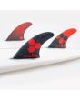 Quillas para tabla de surf FCS II AM PC S Red Tri-Quad Fins Talla S Rojas puestas
