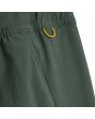 Detalle del loop amarillo funcional para llaves o gafas en la cintura del Florence Marine X All Purpose Cordura Short Dark Sage