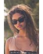 Mujer con Gafas de sol cat-eye negras con lentes polarizadas Smoke 
