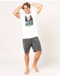 Camiseta Surfera de Manga Corta Rip Curl Good Day Bad Day para hombre blanca Frontal Modelo
