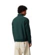 Hombre con sudadera de cremallera parcial Carhartt WIP American Script Verde Dark Fir posterior
