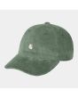 Gorra de pana verde Carhartt WIP Harlem Cap Park-Wax con logo bordado blanco cera y visera curva