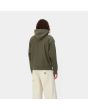 Hombre con sudadera de capucha Carhartt WIP American Script Sweat verde militar posterior
