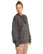 Mujer con Sudadera de capucha Billabong Ride Out Negra lateral