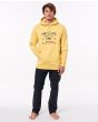 Hombre con Sudadera con forro polar y capucha Rip Curl Radiate Amarilla frontal