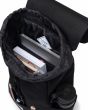 Mochila Herschel Retreat Small 17L Negra Unisex forro interior a rayas tonales y compartimento portátil