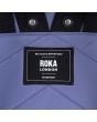 Mochila pequeña Roka London Bantry B Sustainable Nylon Black Label Dusted Peri Malva etiqueta