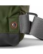 Mochila Pequeña impermeable Roka Bantry B Sustainable Nylon verde aguacate hebilla