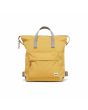 Mochila mediana impermeable Roka London Bantry B Sustainable Canvas Flax amarilla