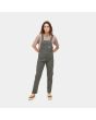 Mujer con mono Carhartt WIP W' Bib Overall Thyme verde