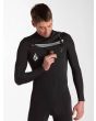 Traje de Surf de neopreno Volcom Modulator 2mm en color negro para hombre cremallera abierta 