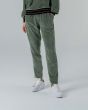 Mujer con pantalón jogger de terciopelo Lightning Bolt Seven Seas verde