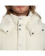 Hombre con parka acolchada con capucha Volcom Superstoner 5K blanca cuello