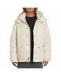 Hombre con parka acolchada con capucha Volcom Superstoner 5K blanca abierta