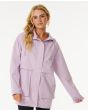 Mujer con parka impermeable Rip Curl Anti-Series Swell Lilac