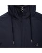 Hombre con chaqueta impermeable con capucha Volcom Hernan 10K Jacket Azul Marino cuello