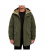 Hombre con parka Volcom Starget 5K Verde Militar abierta
