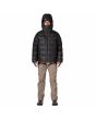 Hombre con Plumífero Patagonia Fitz Roy Down Hoody Negro ajuste regular
