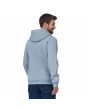 Hombre con Sudadera de capucha Patagonia P-6 Logo Uprisal Azul Vapor Unisex posterior