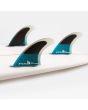 Quillas para tabla de surf FCS II Performer Performance Core Tri-Fins en color turquesa y negro Talla L inboard