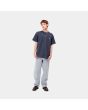 Hombre con camiseta de manga corta Carhartt WIP American Script Azul frontal