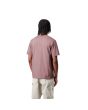 Hombre con Camiseta de manga corta con bolsillo Carhartt WIP Pocket Rosa Daphne posterior