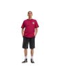 Hombre con Camiseta de manga corta Santa Cruz Flaming Dice Dot Chest burdeos ajuste regular