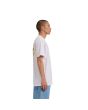 Hombre con Camiseta orgánica Santa Cruz Wagon Dot blanca lateral