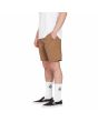 Hombre con pantalón corto de cintura elástica Volcom Frickin Elasticated Waist 19" marrón lateral
