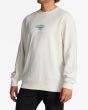 Hombre con sudadera Billabong Short Sands blanca lateral