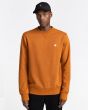 Hombre con sudadera Element Brand Cornell Classic naranja unisex 