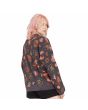 Mujer con sudadera oversize Volcom Connected Minds negra posterior