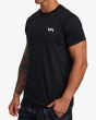 Hombre con Top de manga corta RVCA VA Sport Vent Negro izquierda