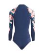 Neopreno corto con manga larga Billabong Salty Daze Spring en azul marino con estampado floral para mujer posterior