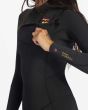 Mujer con traje de surf con cremallera en el pecho Billabong Synergy 4/3mm negro Wild Black Chest Zip