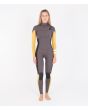 Mujer con traje de surf con cremallera en el pecho Hurley Advantage 4/3mm Marigold amarillo y gris