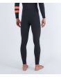 Hombre con traje de surf con cremallera en el pecho Hurley Plus 3/2mm negro grafito piernas