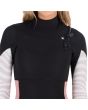Mujer con traje de surf con cremallera en el pecho Hurley Advantage Plus 4/3mm negro con estampado cebra Chest Zip