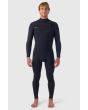 Hombre con traje de surf O'Neill Hyperfreak Fire 4/3 Plus con cremallera en el pecho color negro-negro