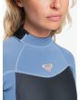 Mujer con Traje de neopreno con cremallera en la espalda Roxy Prologue 4/3mm azul y negro logo