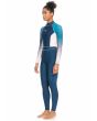 Mujer con traje de surf con cremallera en el espalda Roxy Rise 3/2mm azul lateral 